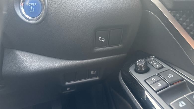 Toyota C-HR 1.8 Hybrid Dynamic 5dr CVT Hybrid Hatchback